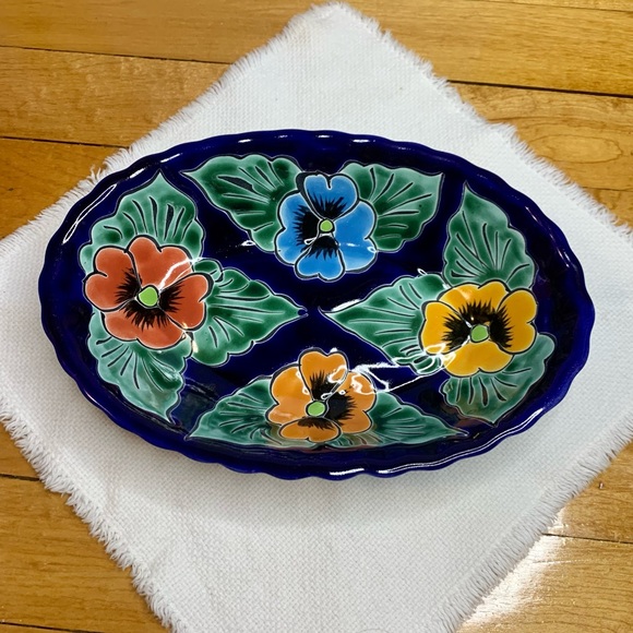 Mexican Talavera Pottery Trinket Tray/Dish - Picture 8 of 8